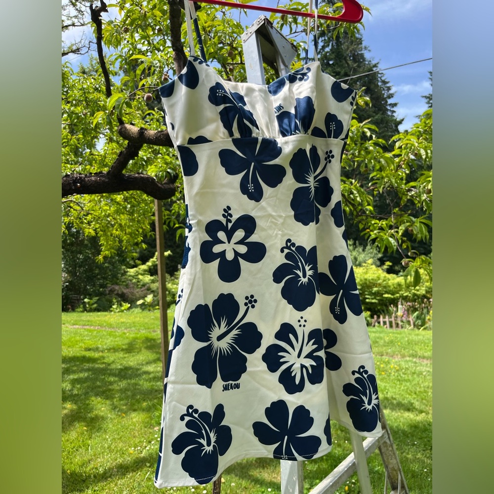 Shekou Floral Print Dress